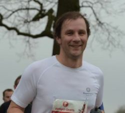 Met groot gemak liep ik 1 uur 50. En ook na afloop ben ik nog nooit zo fit geweest…Heel bijzonder.